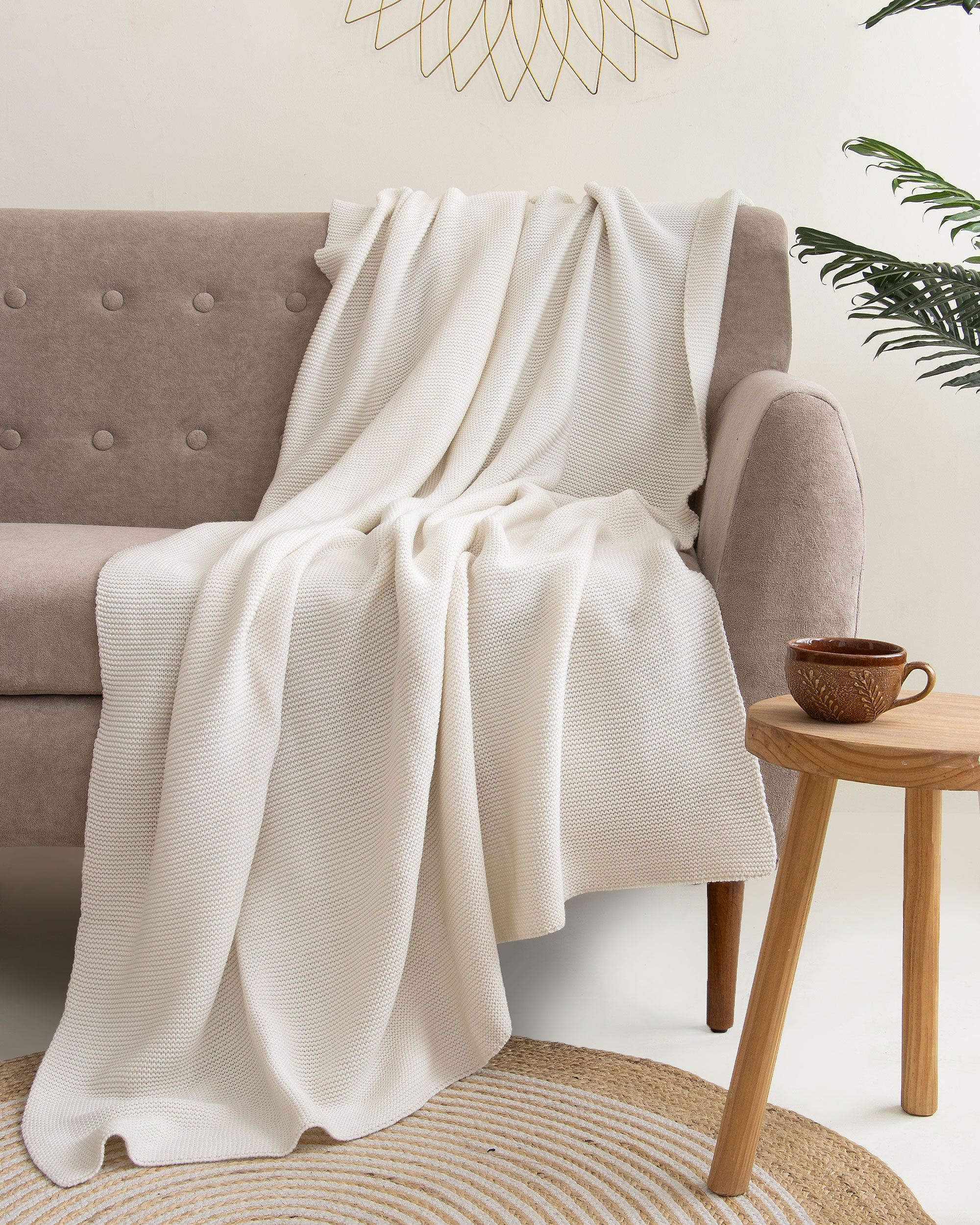 Cozy Hand-Knitted Throw Blanket for Ultimate Comfort and Warmth